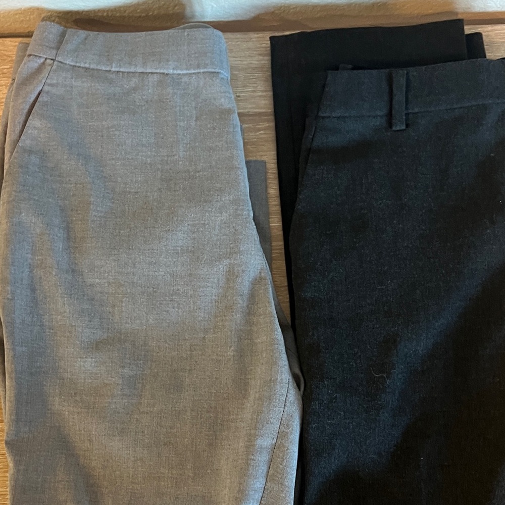 Two pairs of Uniqlo Women's Elegant Dark and Light Grey Trousers - Picture 2 of 6